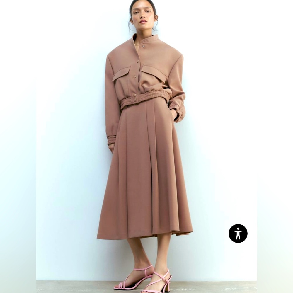 Zara voluminous skirt